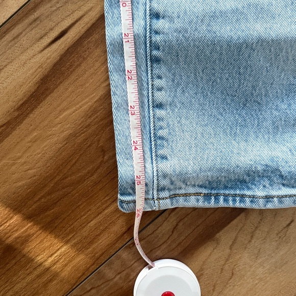 Levi Wedgie Straight Jeans Light Wash - 25 - Picture 10 of 11